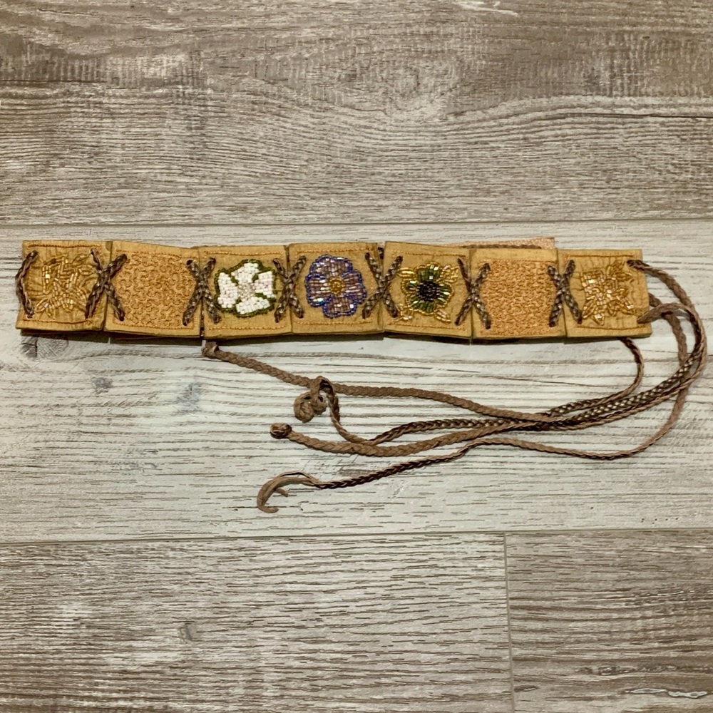 Chan Luu Floral Beaded Belt - Fawn